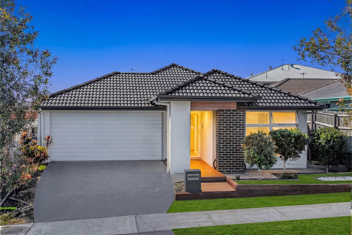 3 Grindelia Drive, Springfield Lakes