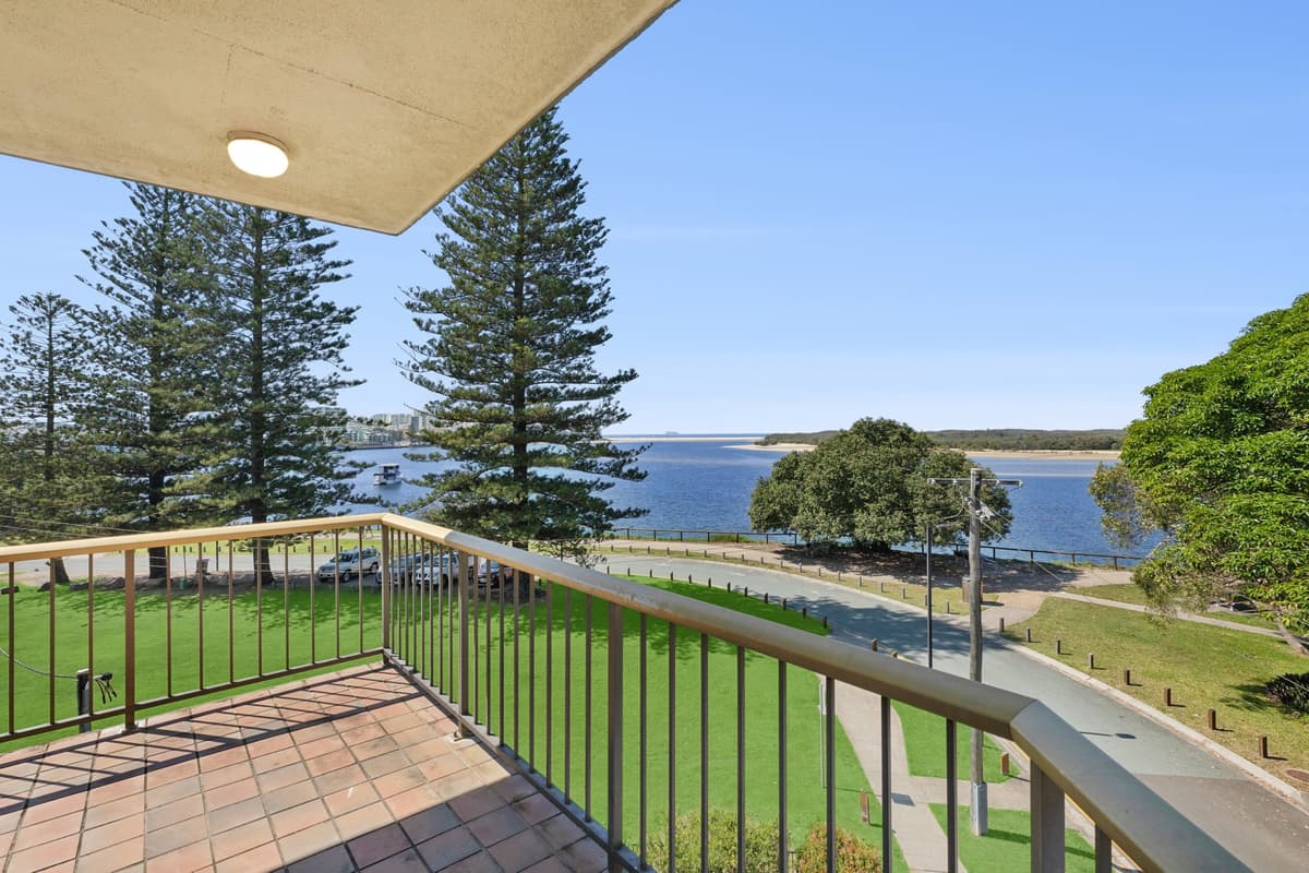6/29 Landsborough Parade, Golden Beach