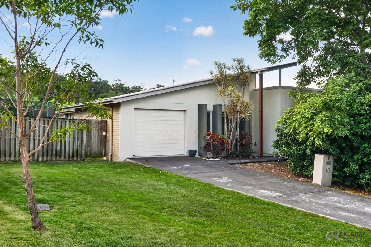 13 Burns Circuit, Augustine Heights