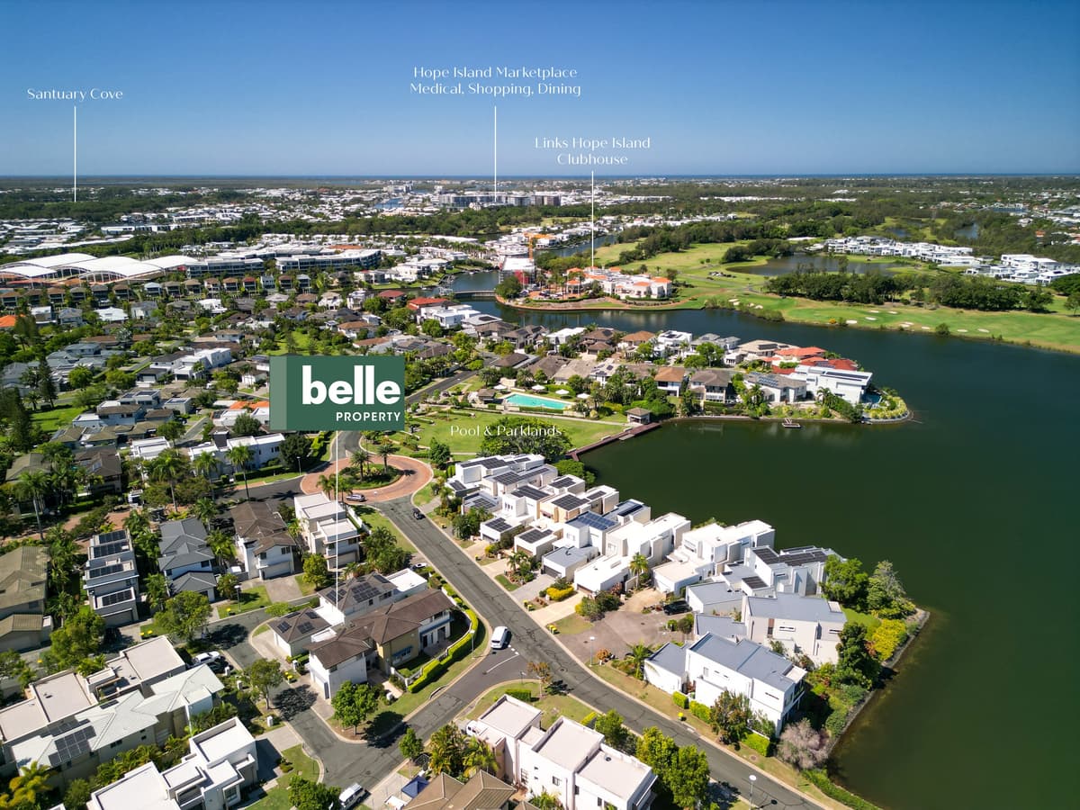 6010 Calardo Avenue, Hope Island