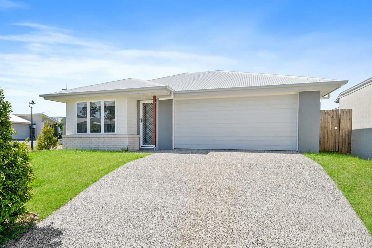 2 Palmeri Street, Logan Reserve