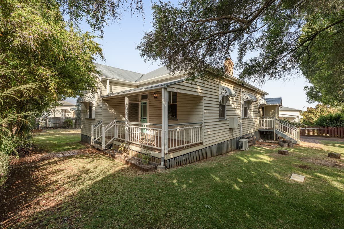 169 Mackenzie Street, Rangeville