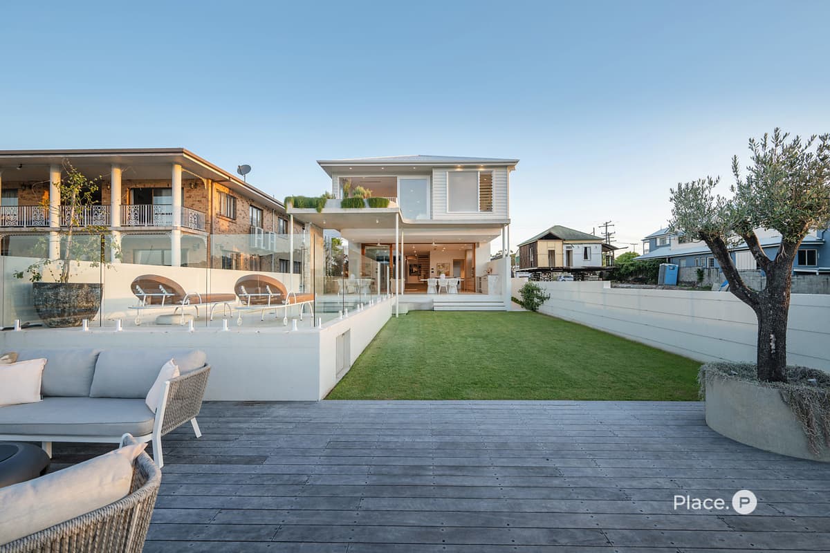 51 McConnell Street, Bulimba