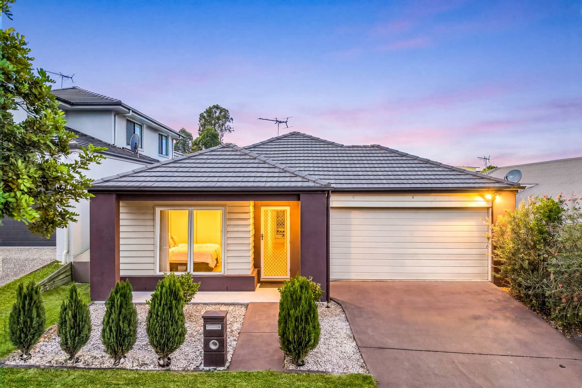 7 Laguna Crescent, Springfield Lakes