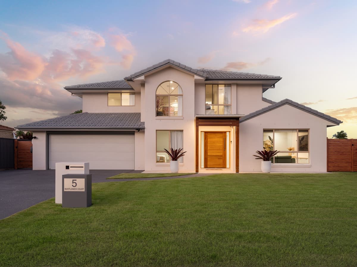 5 Mayflower Court, Newport