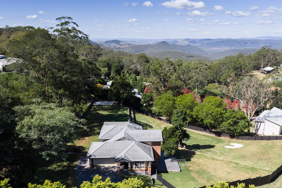 14 Flagstone Creek Road, Middle Ridge