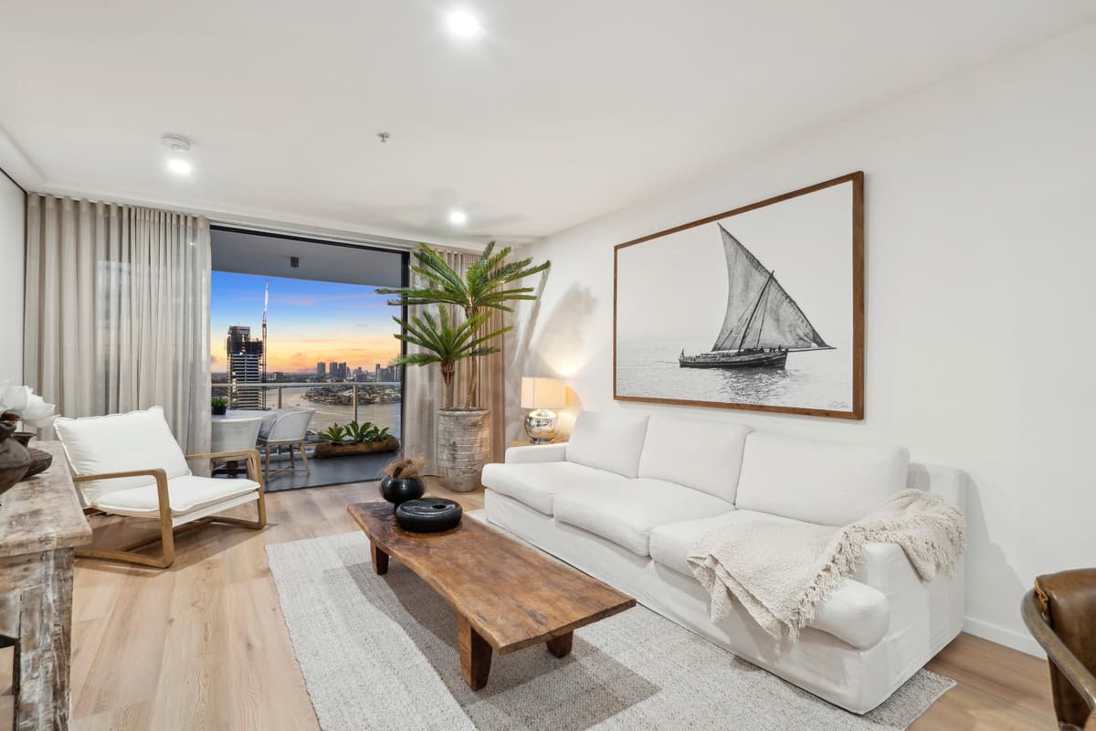 2504/4 Wahroonga Place, Surfers Paradise