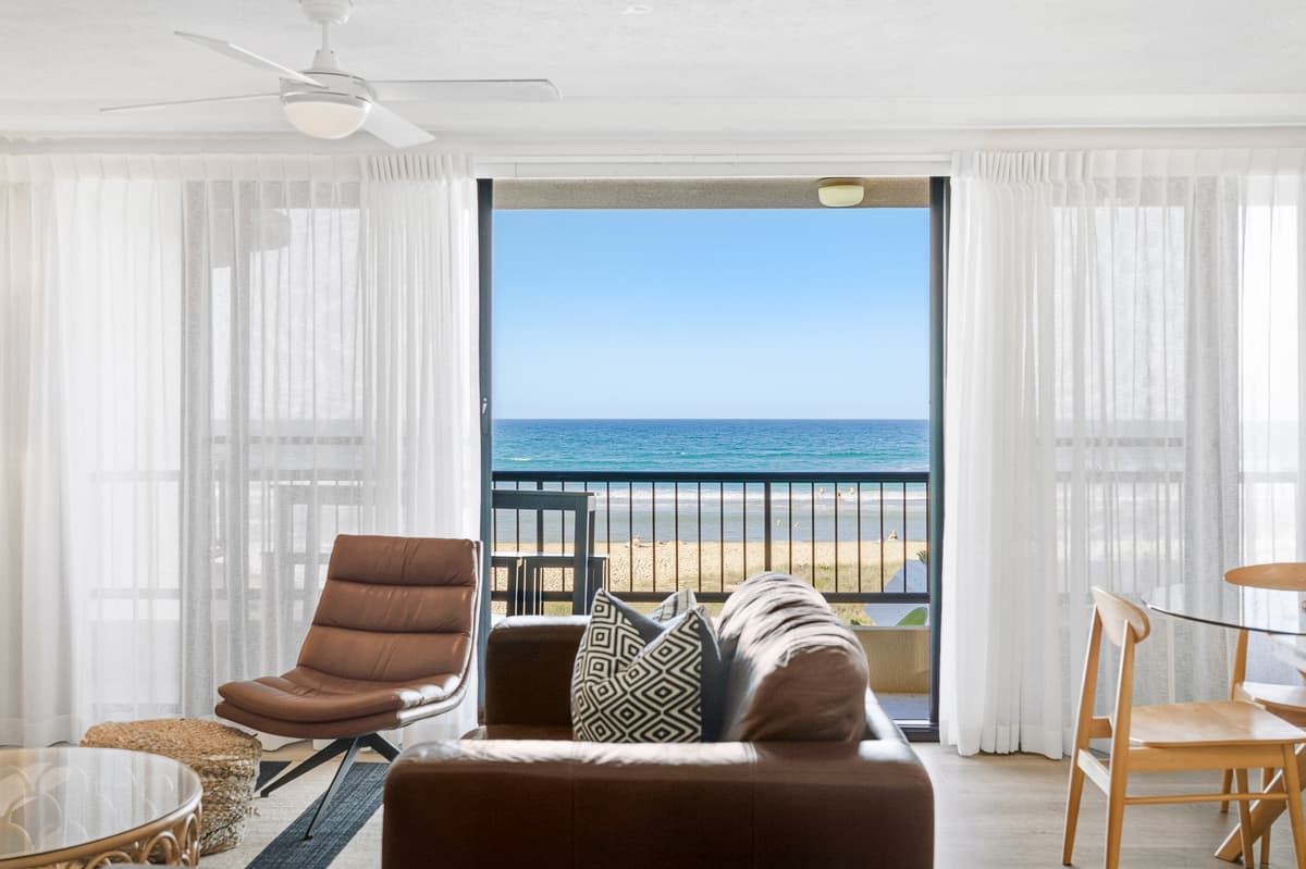 203/335-337 Golden Four Drive, Tugun