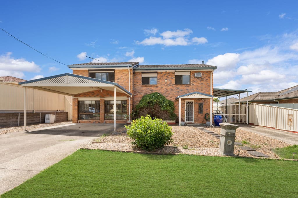 90 Reif Street, Flinders View