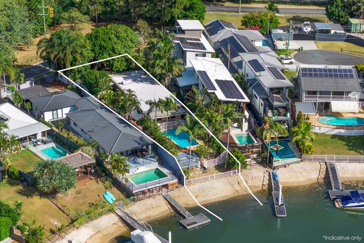 37 Holland Court, Broadbeach Waters