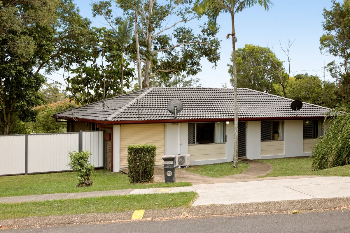 24 Pilbi Street, Woodridge