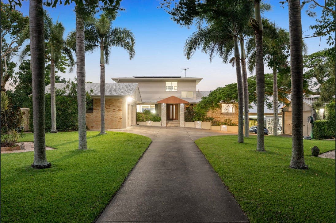 116 Manly Road, Manly West