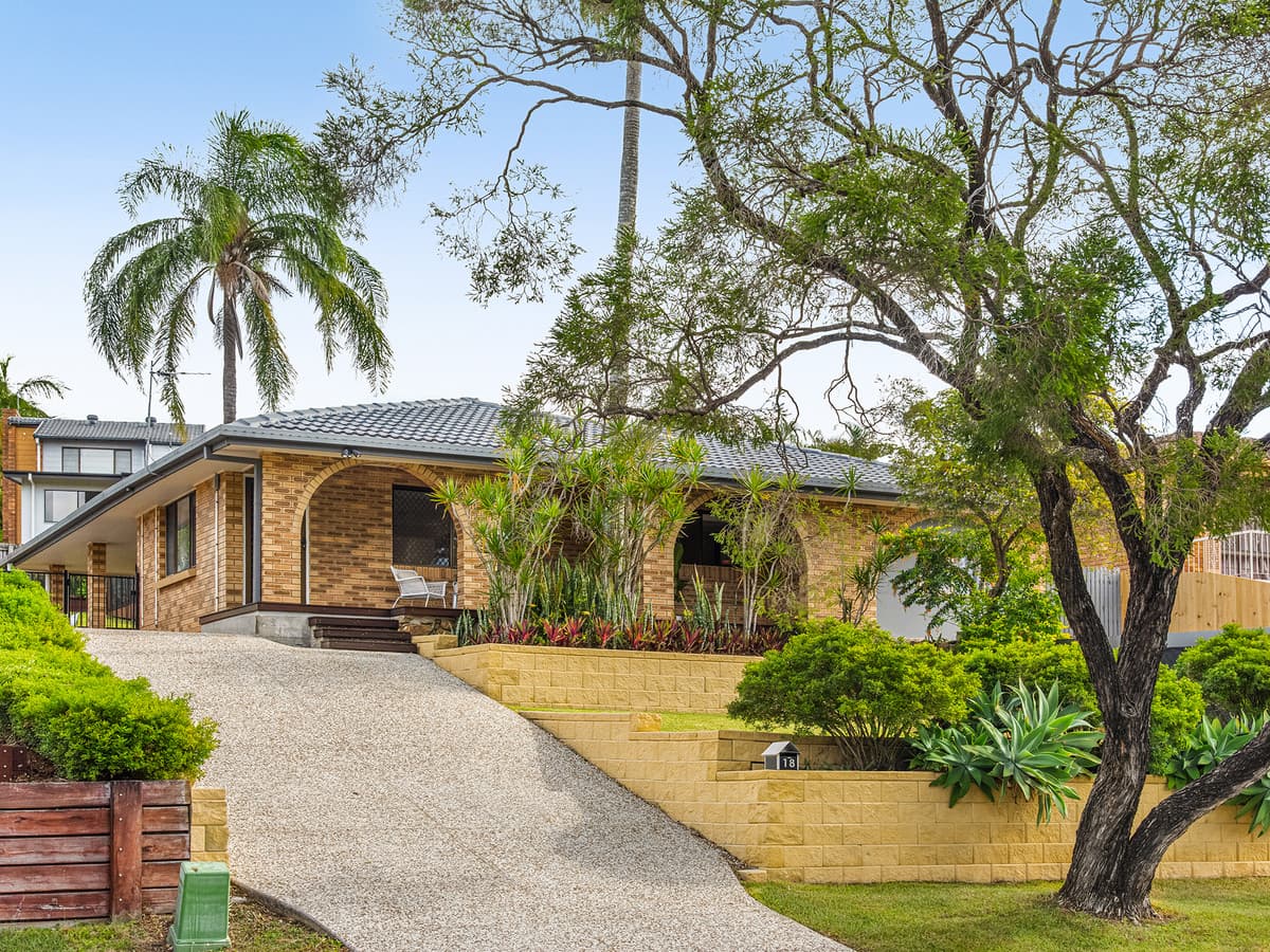 18 Ebrill Street, Jamboree Heights