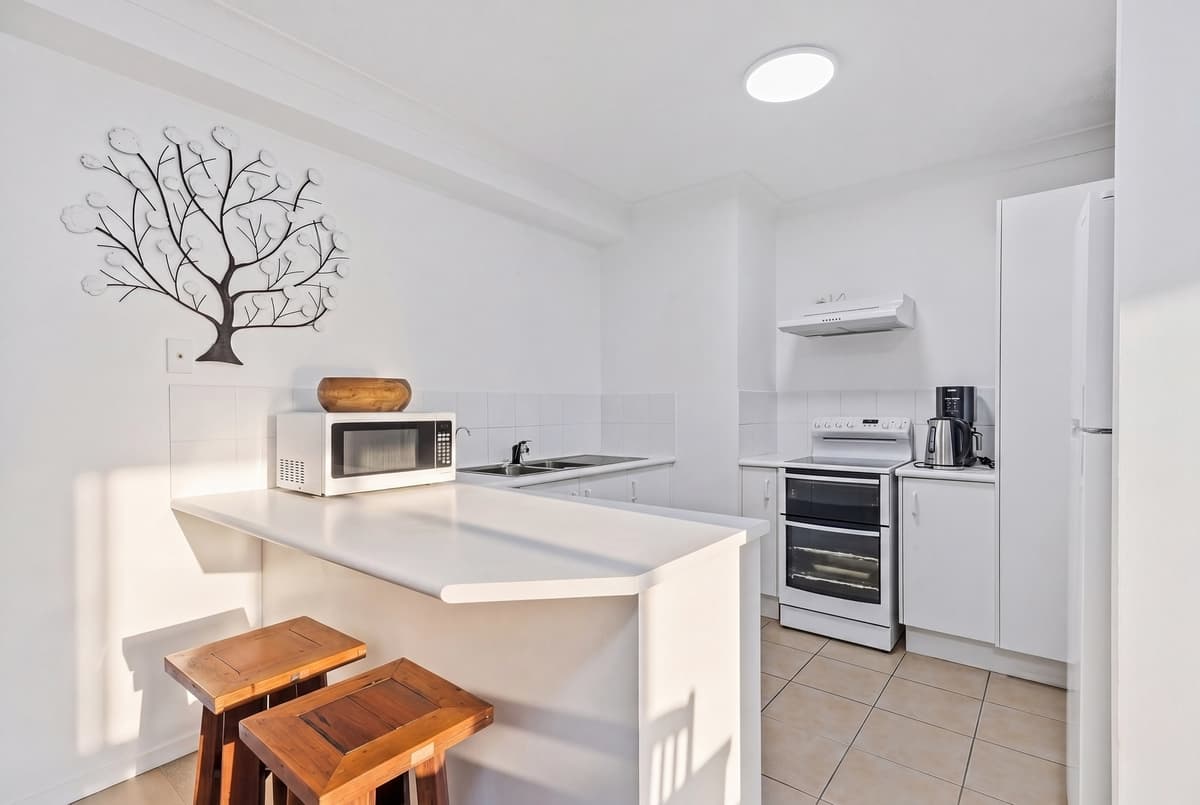 3/3 Clancy Court, Tugun