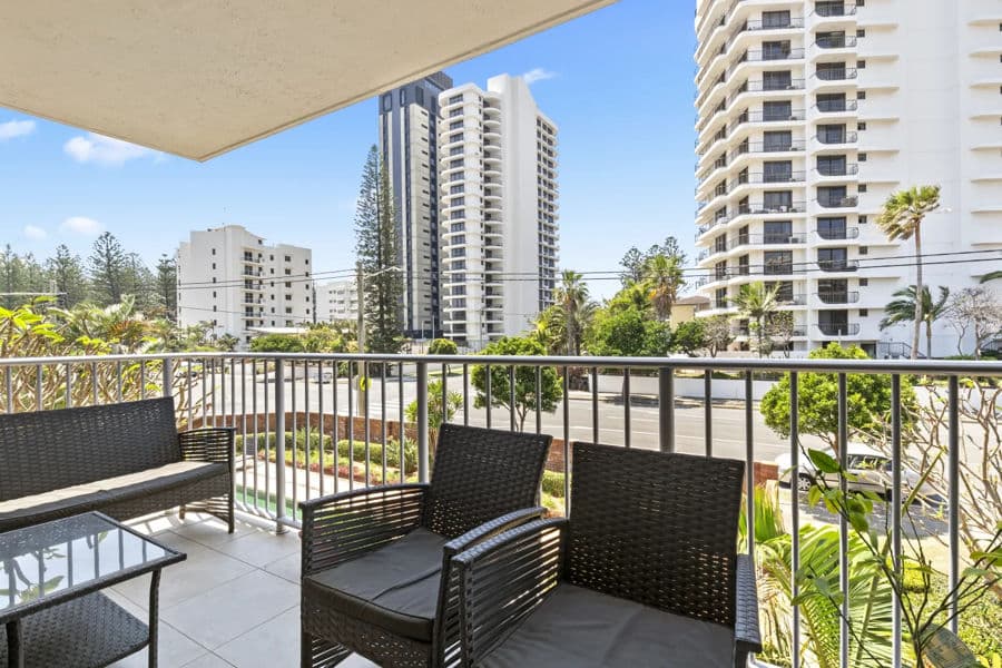 10/111 Old Burleigh Road, Broadbeach