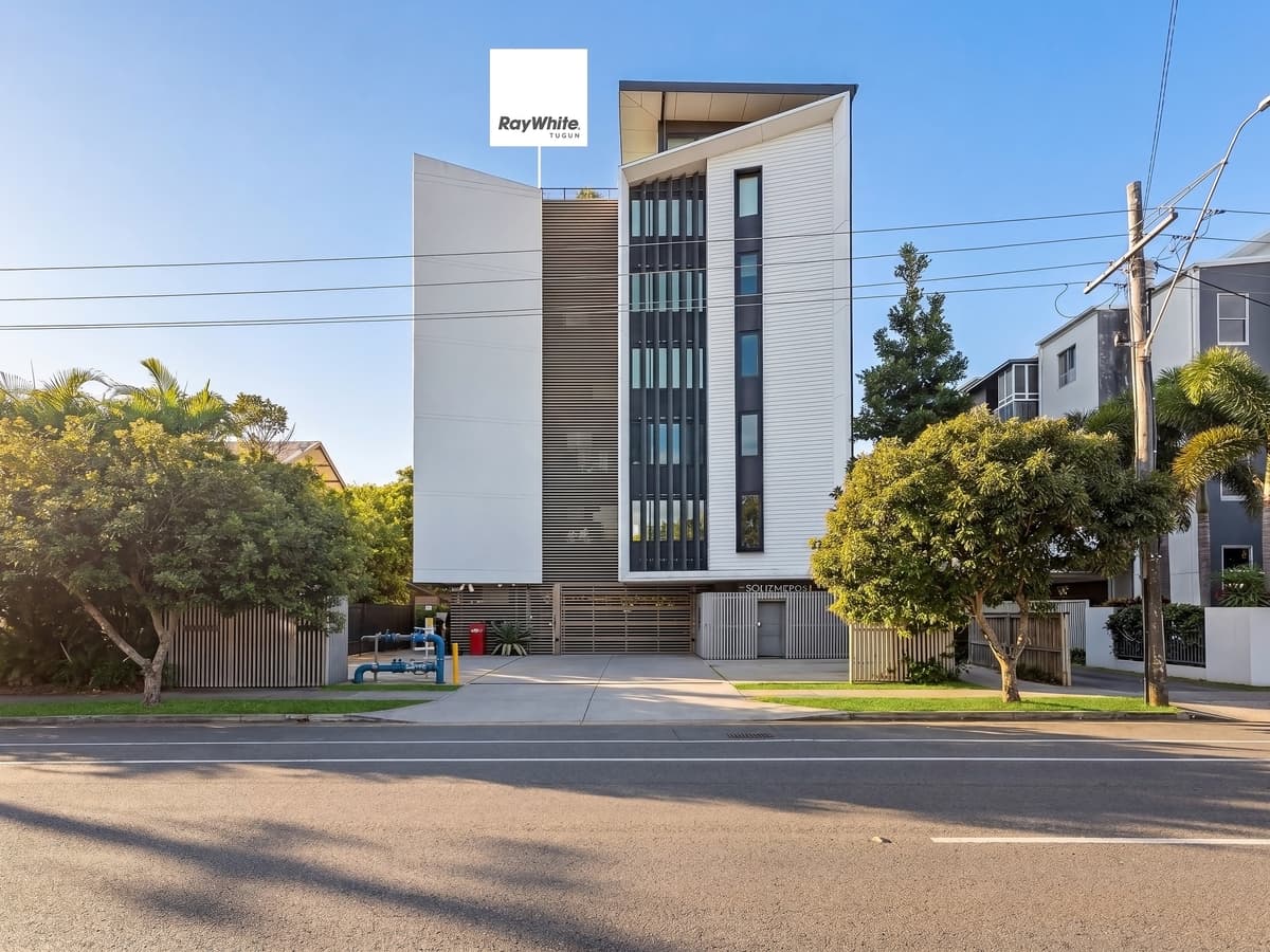 202/85 Golden Four Drive, Bilinga