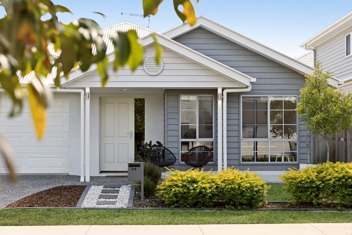 34 Lighthouse Esplanade, Newport