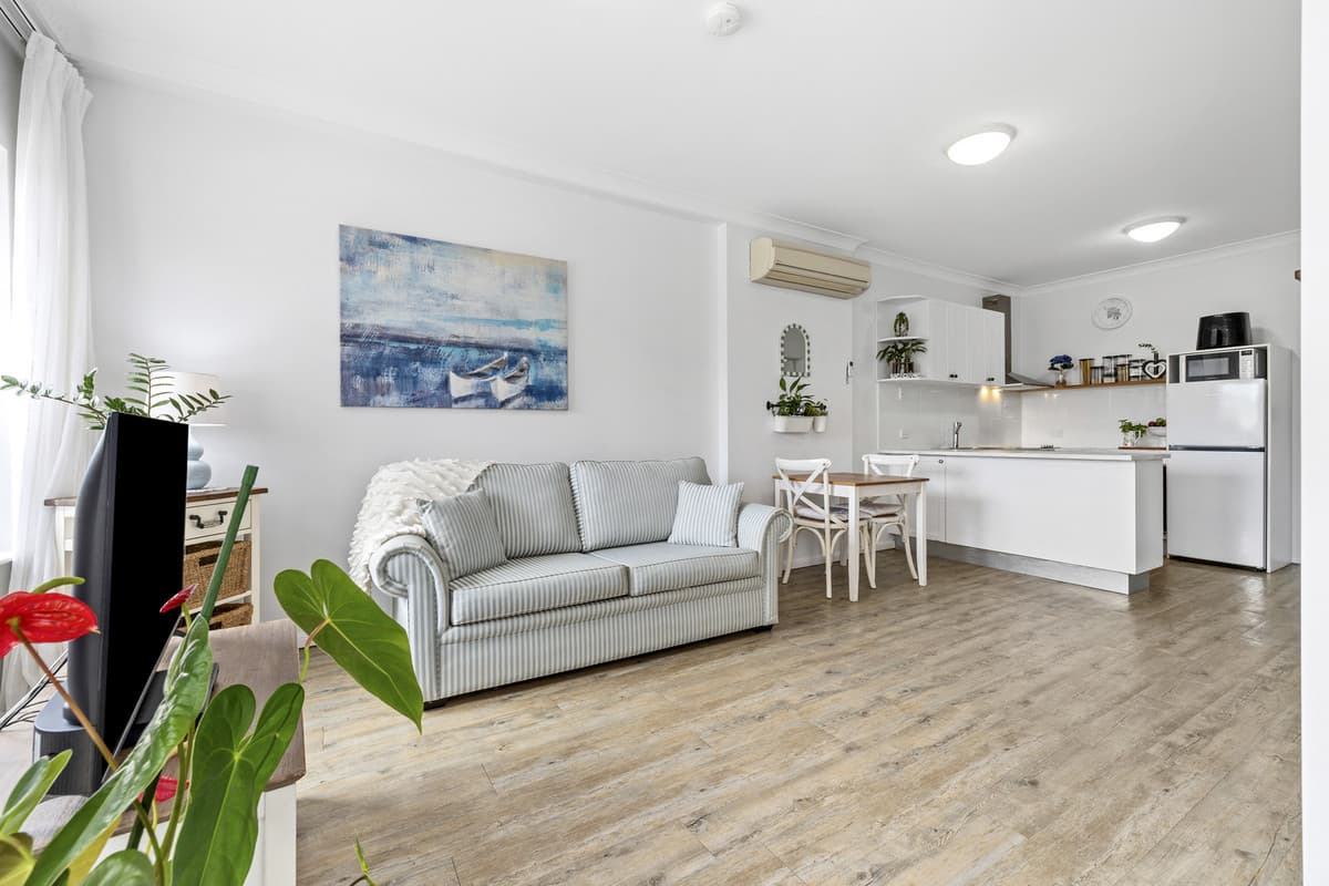 126/99 Griffith Street, Coolangatta