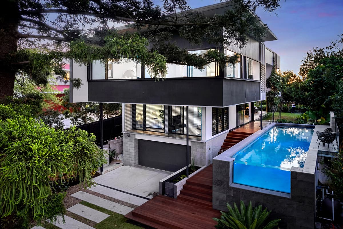 8 Merinda Street, Greenslopes