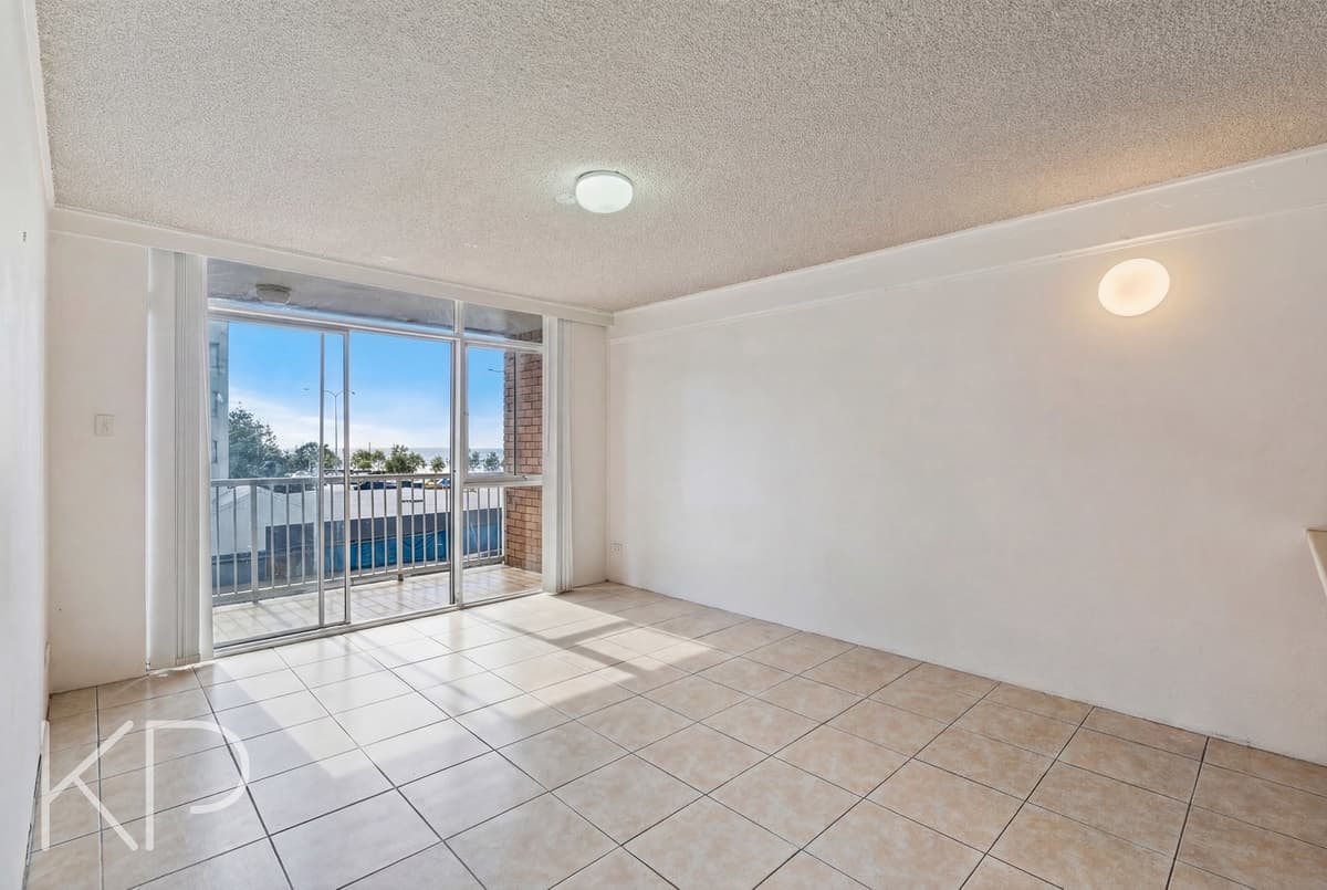 14/120 The Esplanade, Surfers Paradise