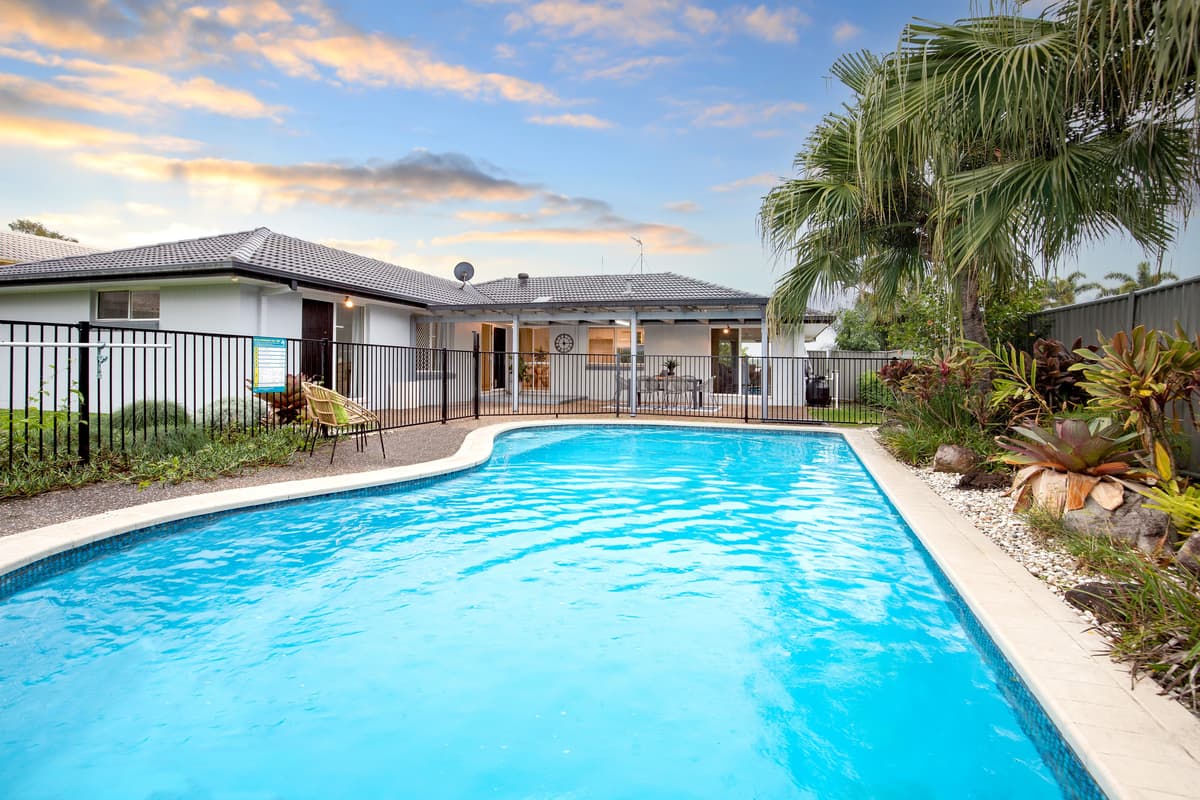35 Monterey Keys Drive, Helensvale