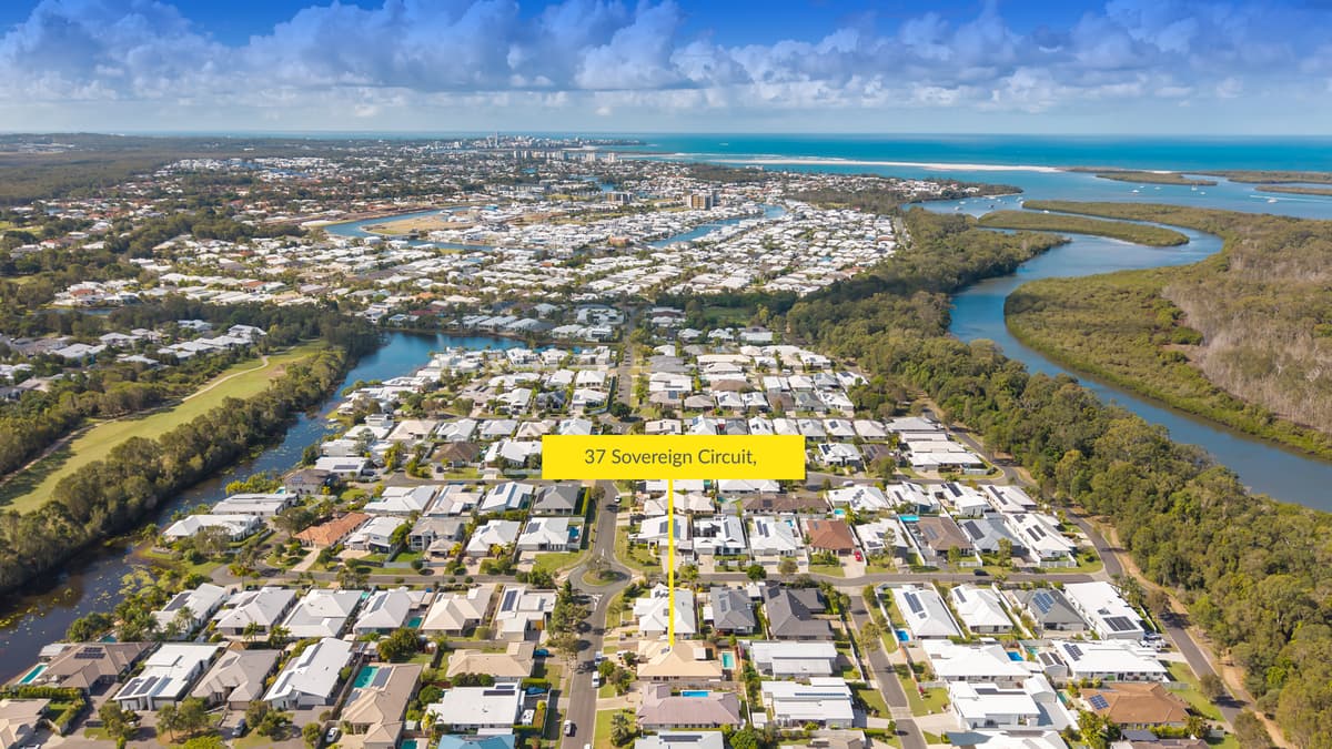 37 Sovereign Circuit, Pelican Waters