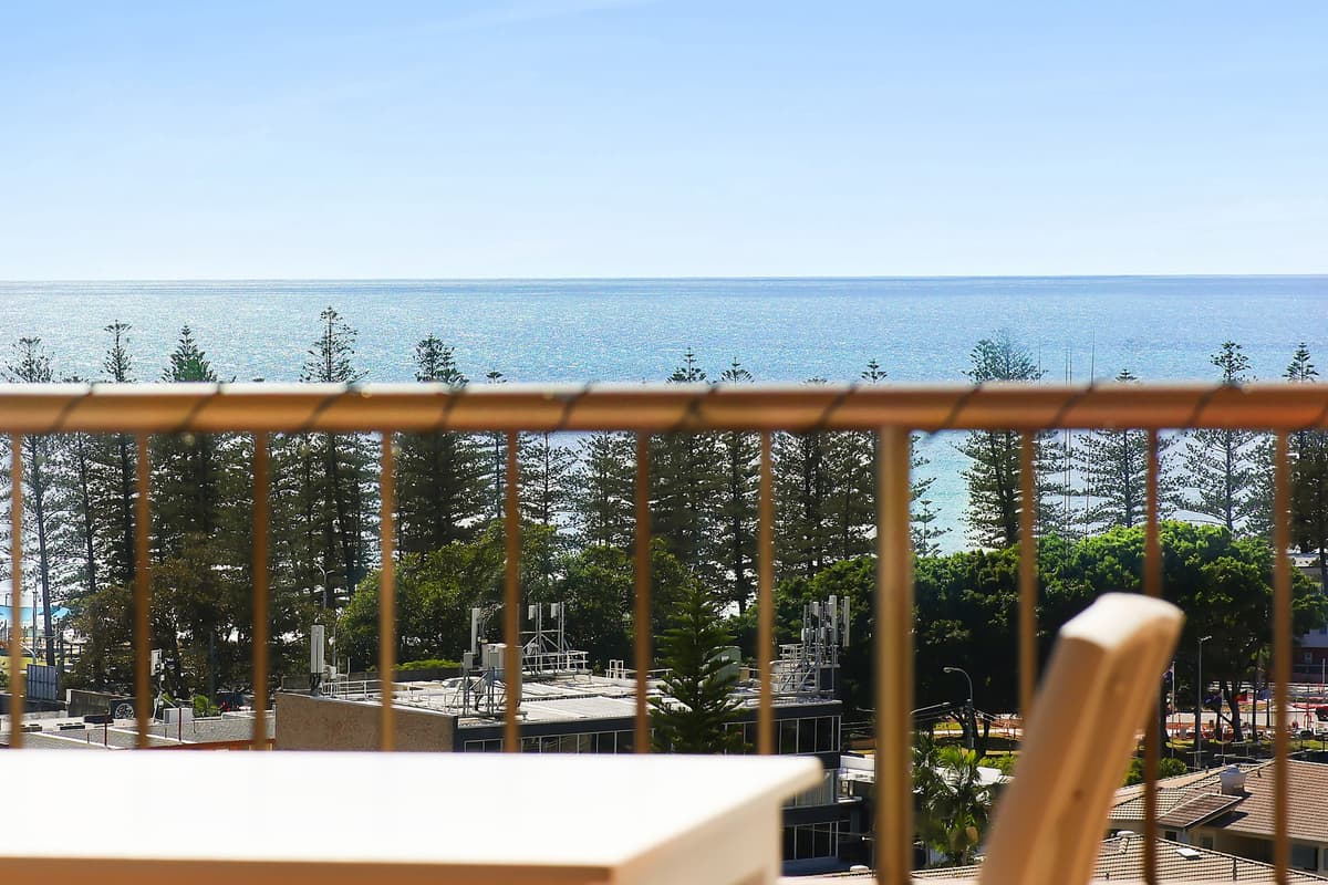 701/29 Hill Avenue, Burleigh Heads