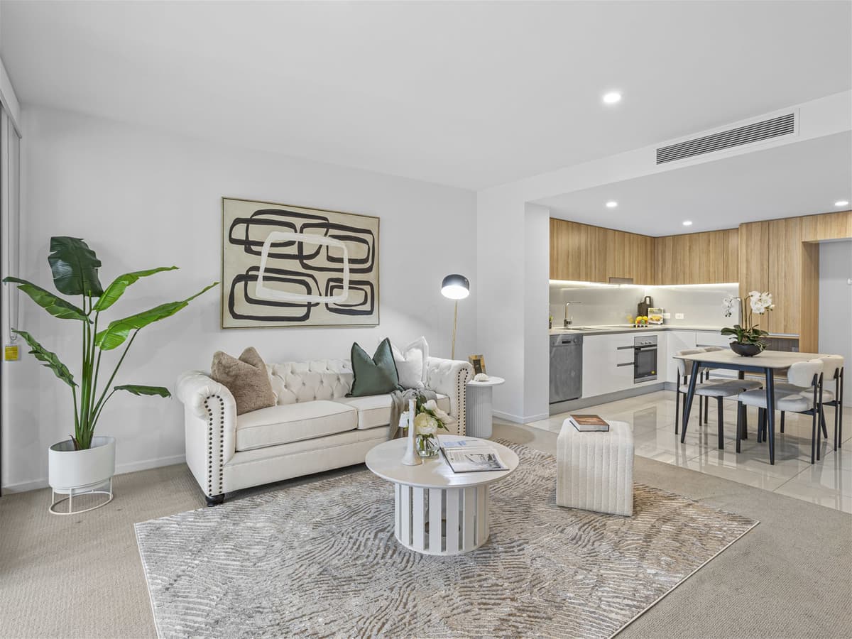 913/45 Wellington Road, East Brisbane