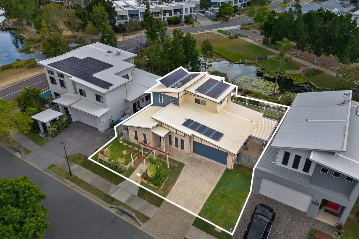 31 Cascades Street, Springfield Lakes