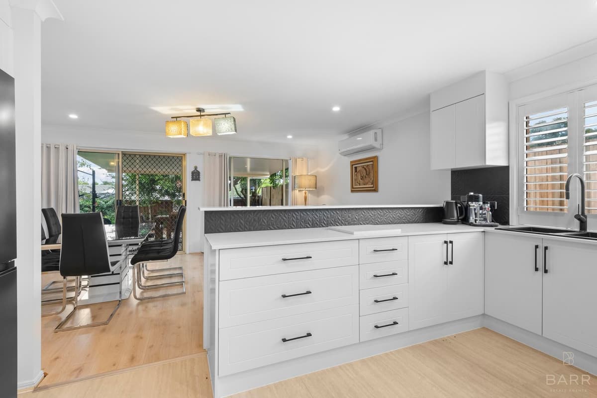 21 Scandia Street, Kenmore