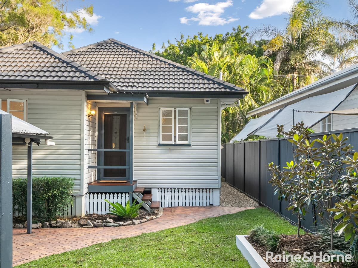 15 Dickson Street, Bald Hills