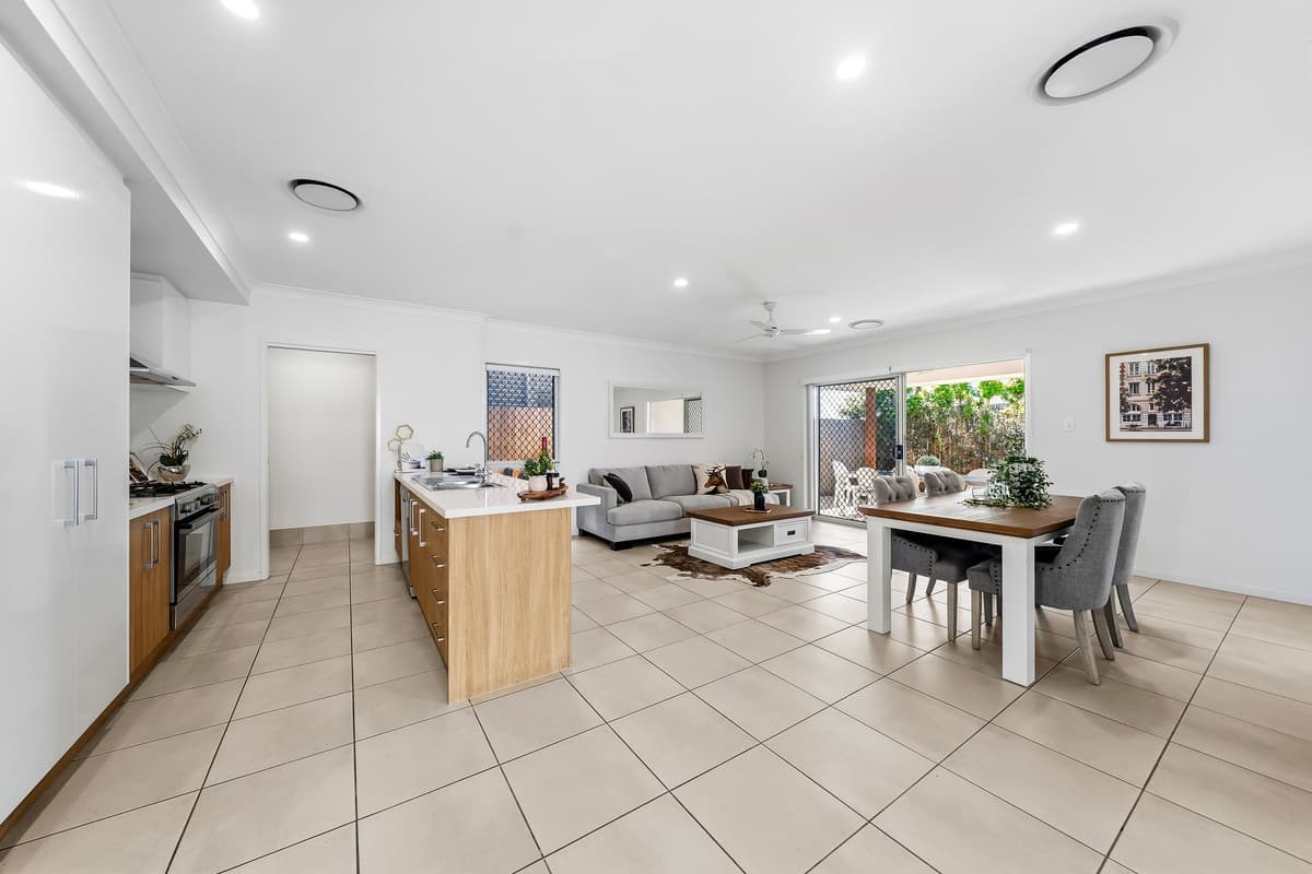 16 Viewpoint Street, Pallara