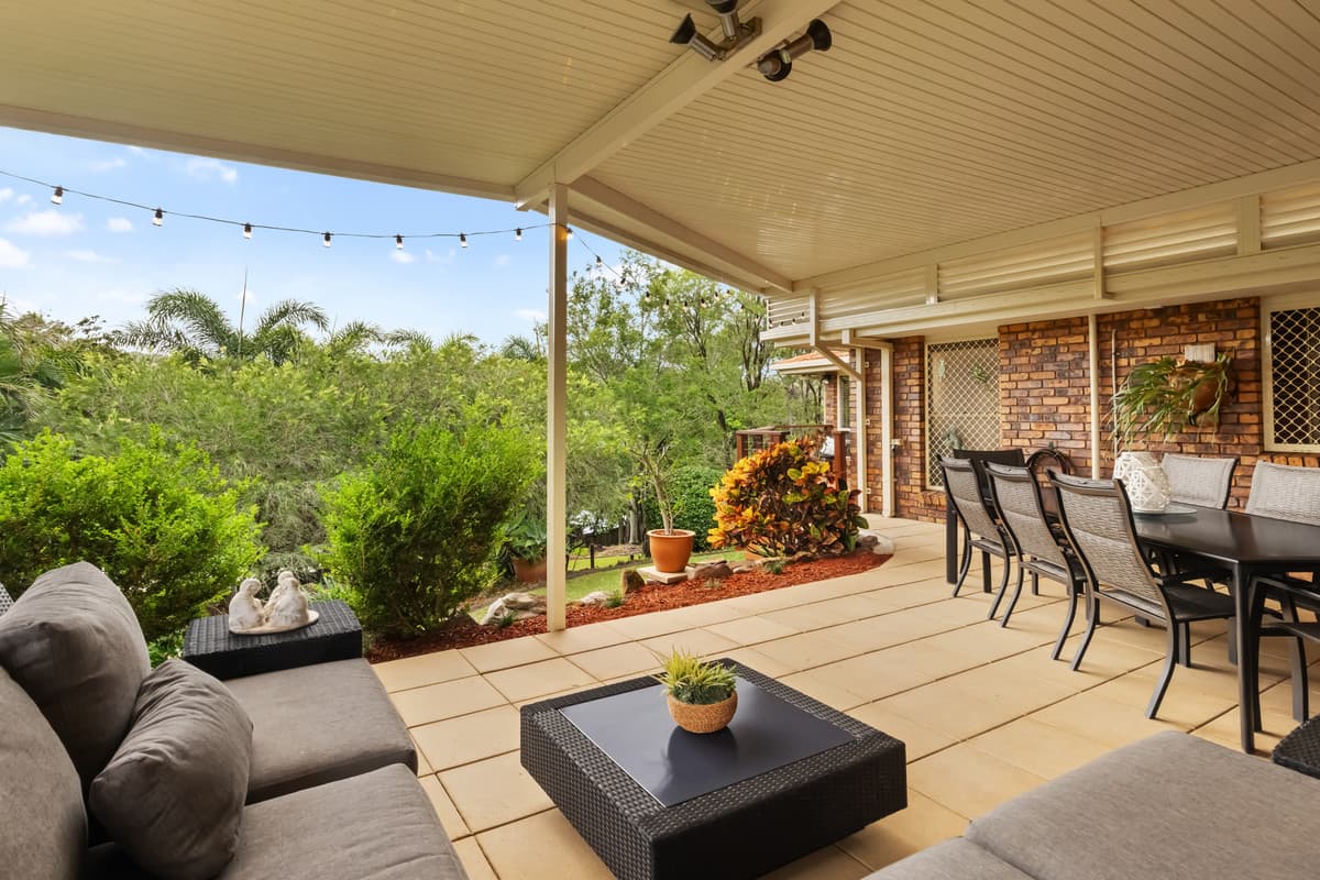 19 Paraburdoo Crescent, Shailer Park