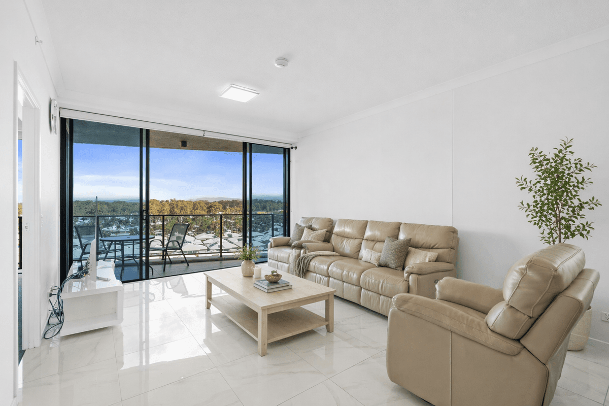 3610/5 Harbour Side Court, Biggera Waters