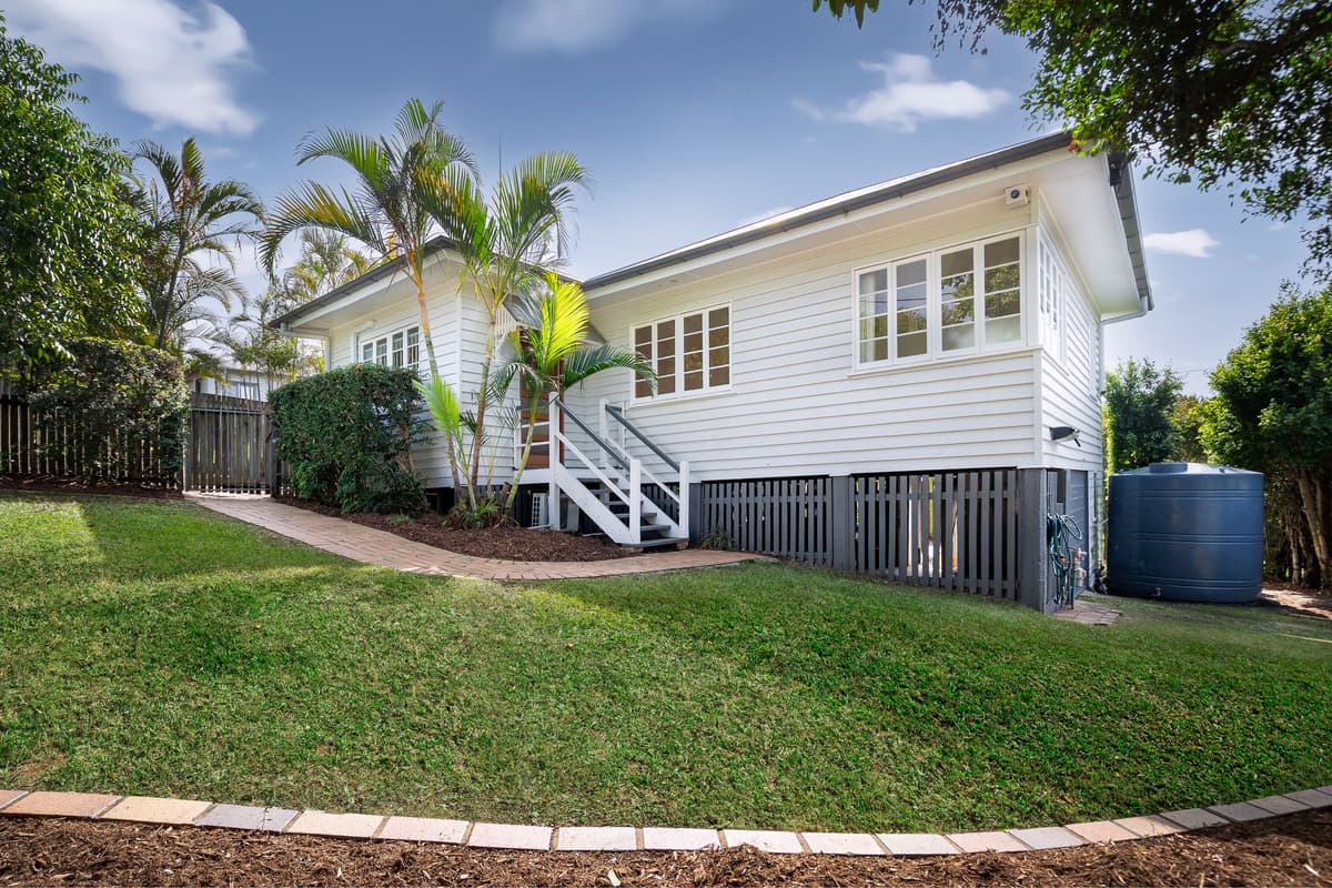 50 Marvin Street, Holland Park West