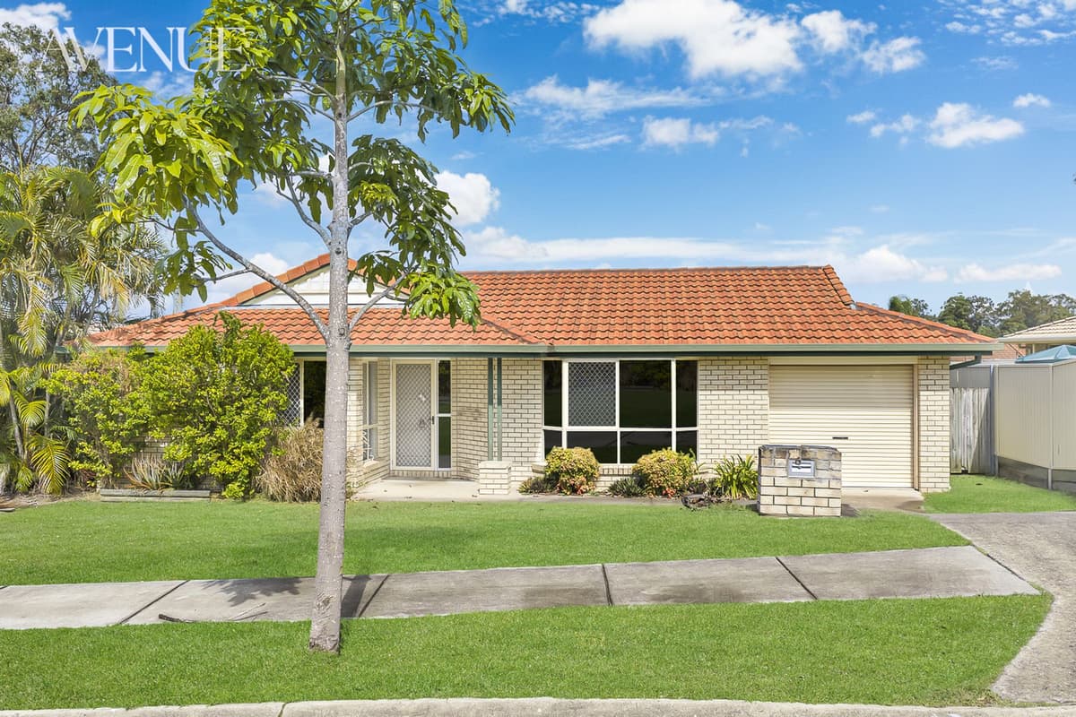 6 Lyndon Court, Boronia Heights