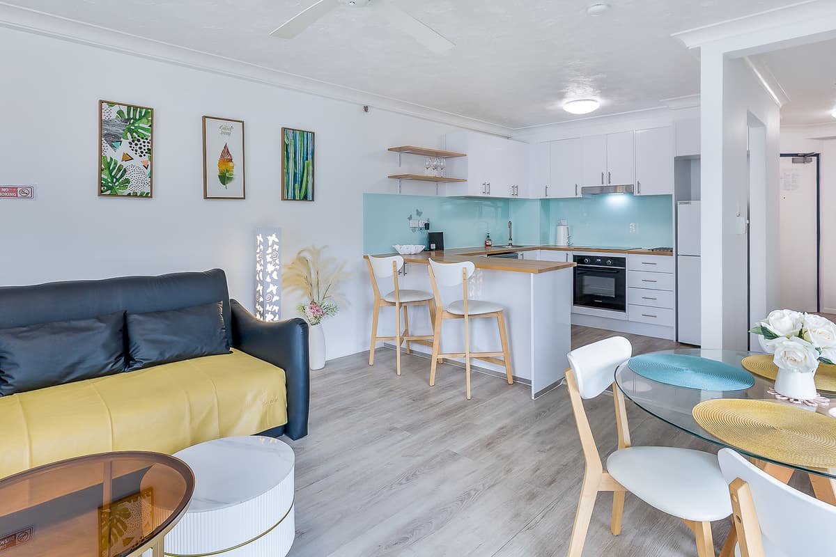 311/18 Hanlan Street, Surfers Paradise