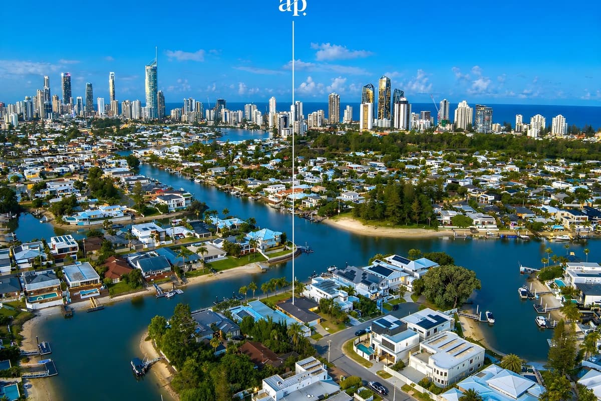 47 Beverley Crescent, Broadbeach Waters