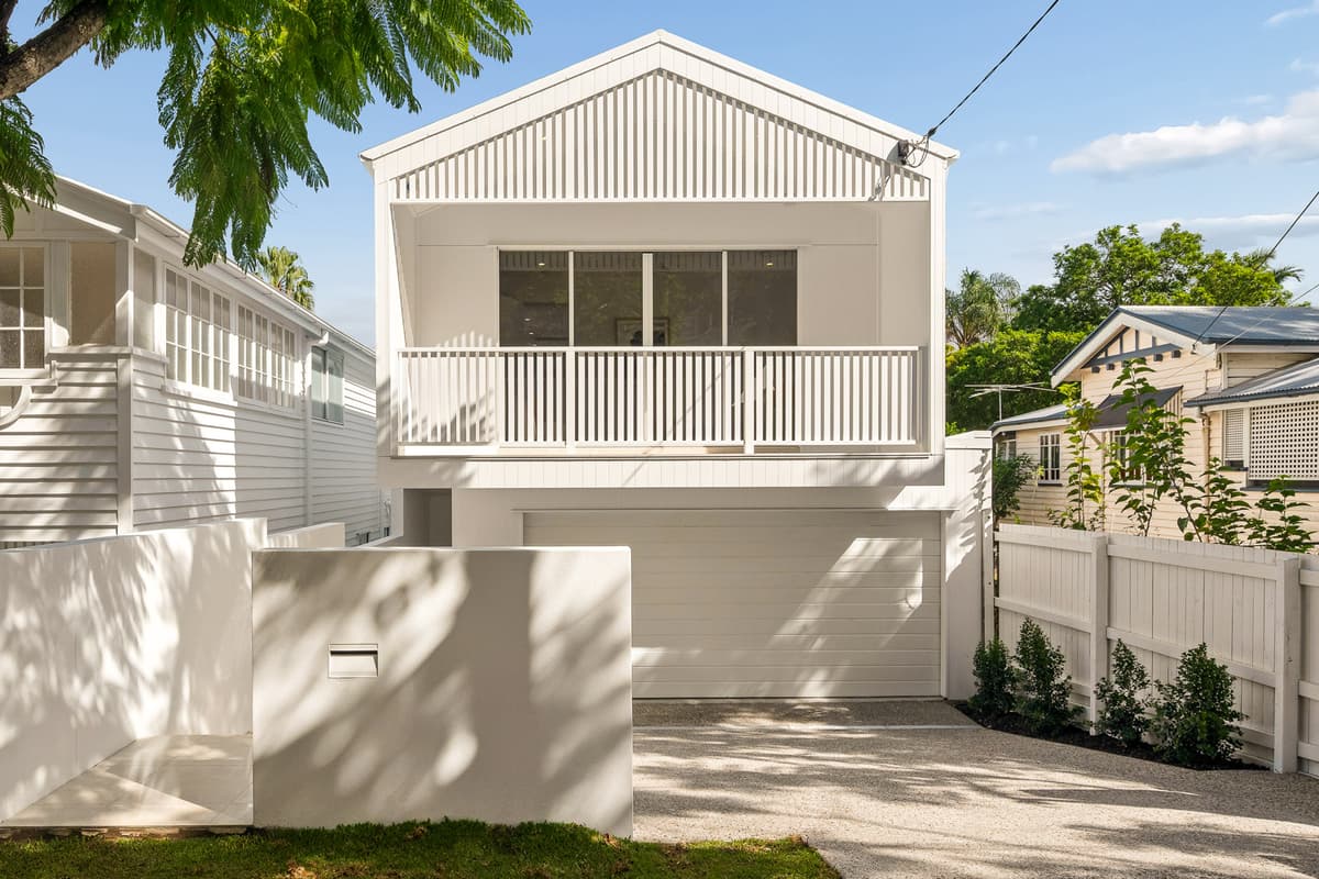 42 Barton Parade, Balmoral