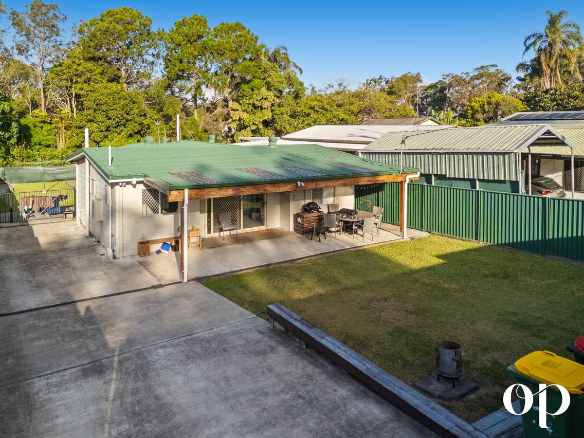 247 Wardoo Street, Southport