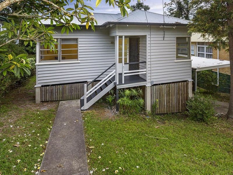 228 Chatsworth Road, Coorparoo