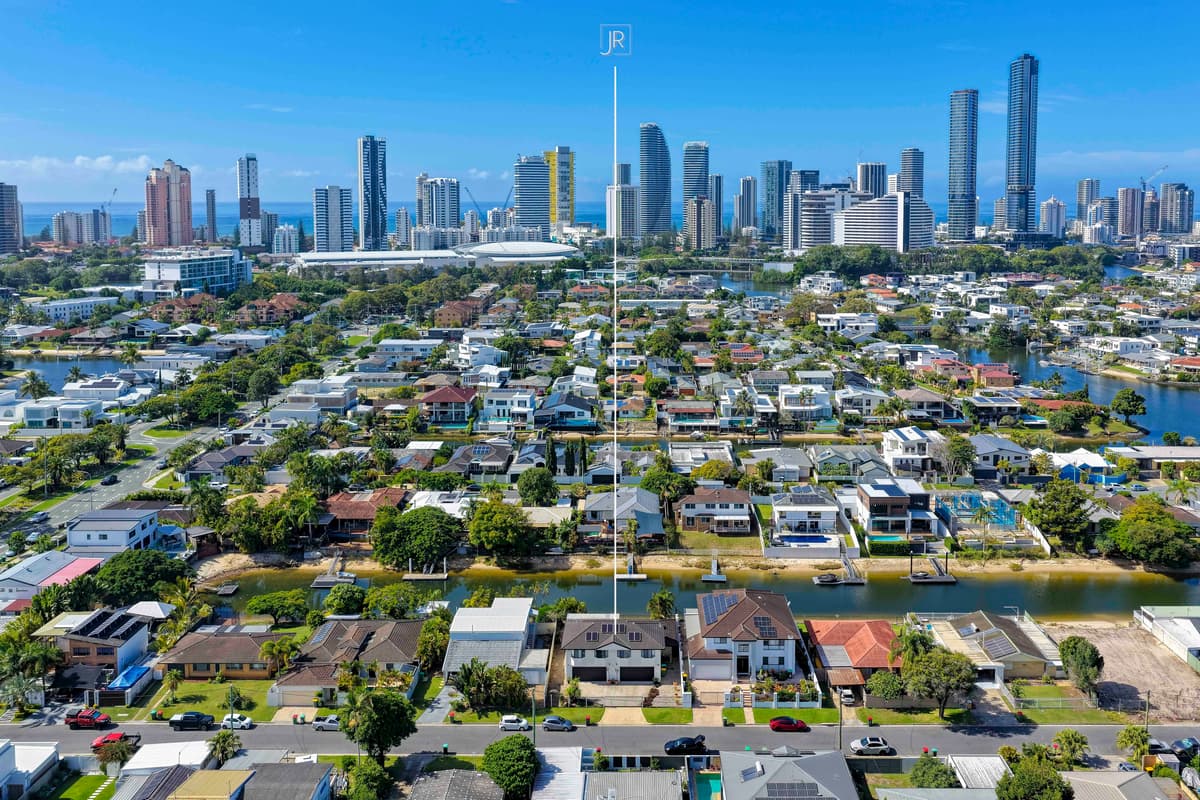 10 Summerland Key, Broadbeach Waters
