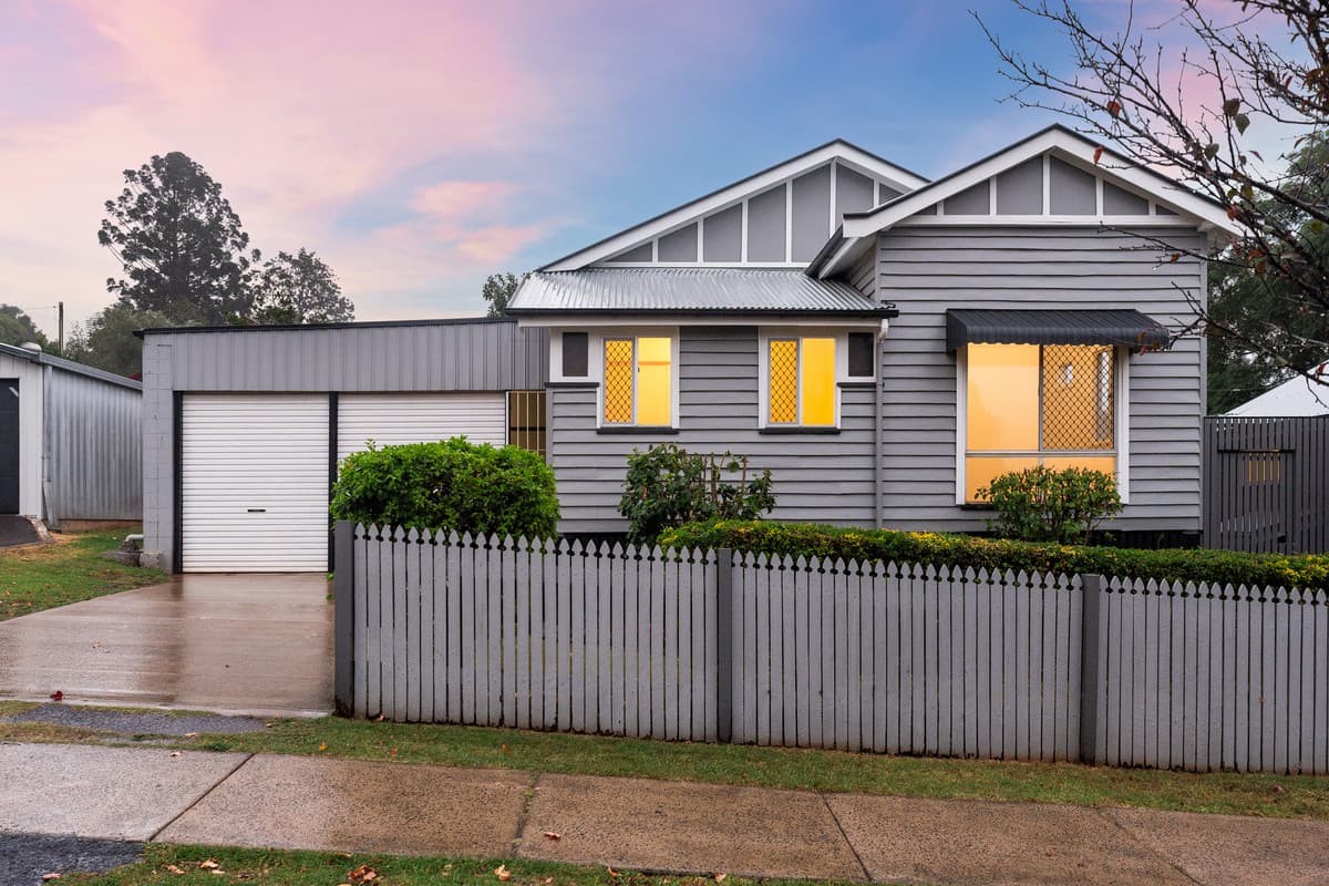 19 Ramsay Street, South Toowoomba