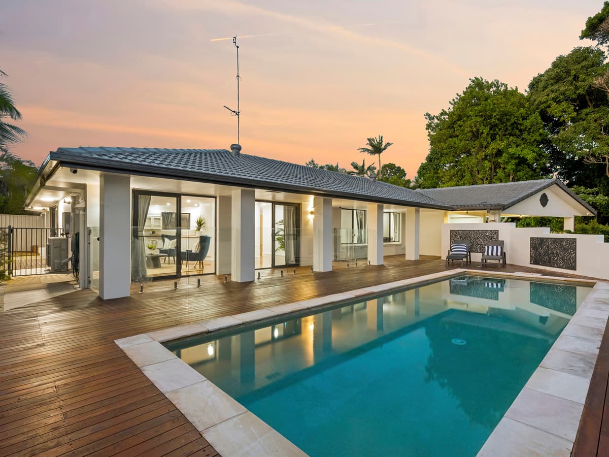 9 Crinkle Court, Southport