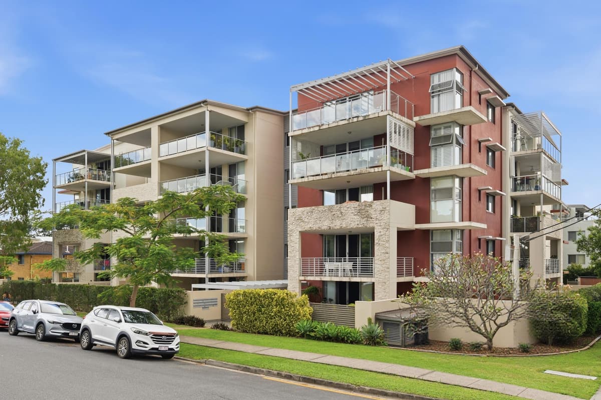 2/24 Westacott Street, Nundah