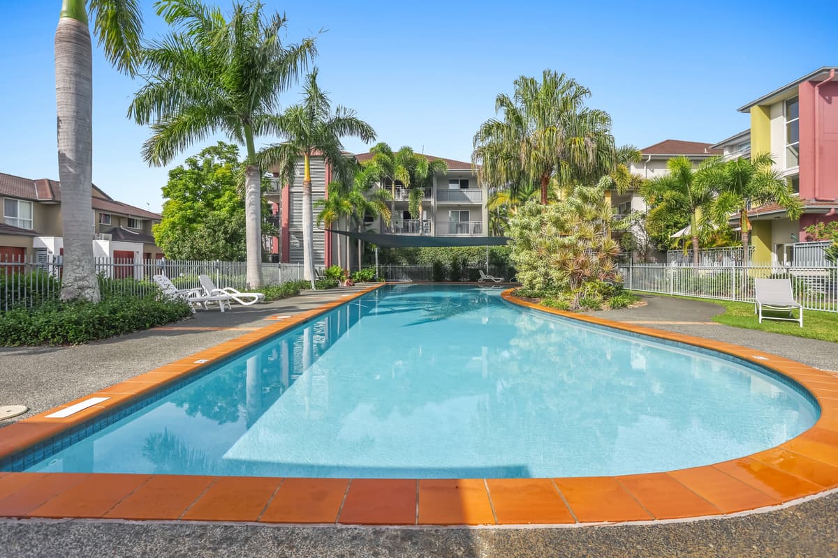 1004/33 Clark Street, Biggera Waters