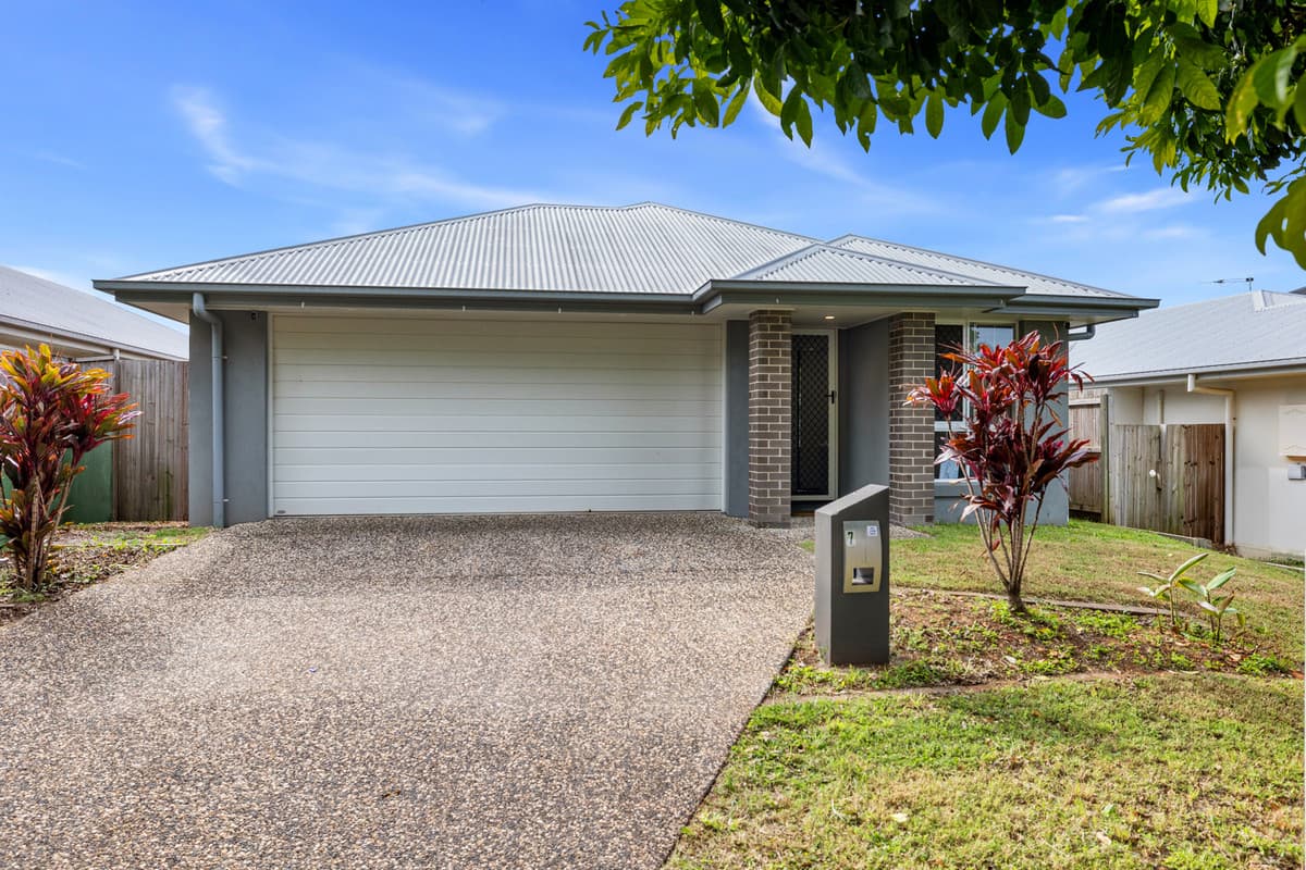 7 Colville Street, Redland Bay