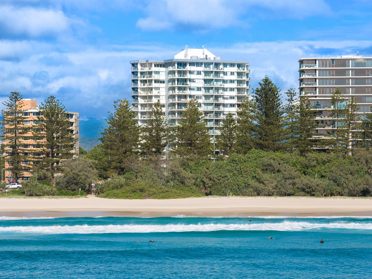 17/30-40 The Esplanade, Burleigh Heads