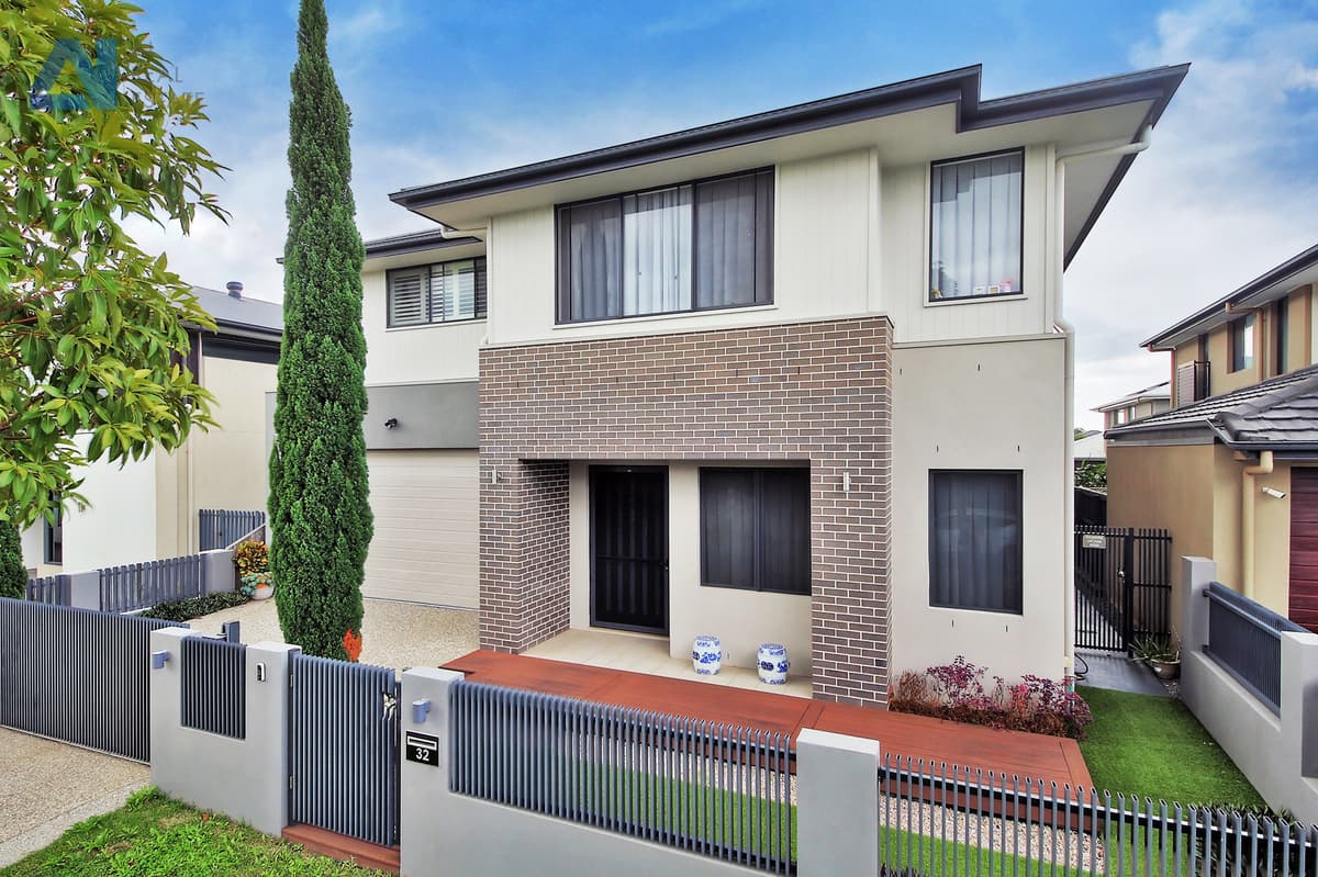 32 Parolin Parade, Rochedale