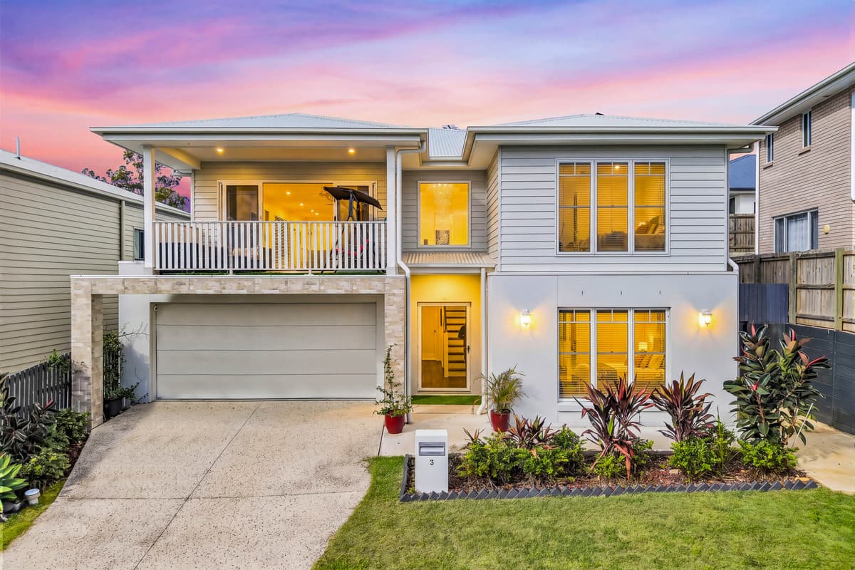 3 Triana Court, Spring Mountain